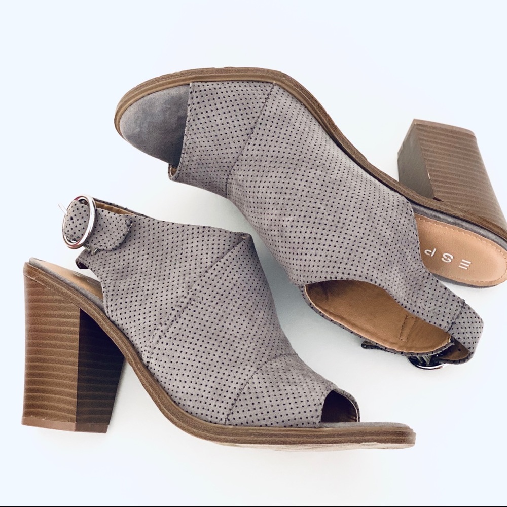 NWOT ESPIRIT - Gray Peep Toe Slingback Block Heels